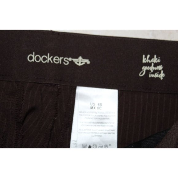 Dockers Women's Pants Brown Pinstripe 4 Short - Picture 6 of 7
